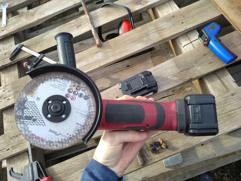 Как выбрать аккумуляторную угловую фрезерную машину Как выбрать аккумуляторную угловую фрезерную машину